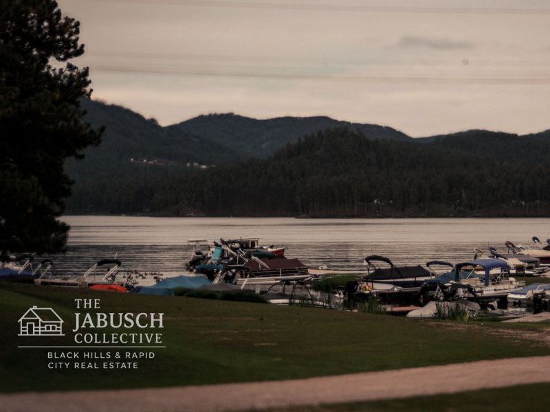 Sheridan Lake in Hill City blog thumbnail
