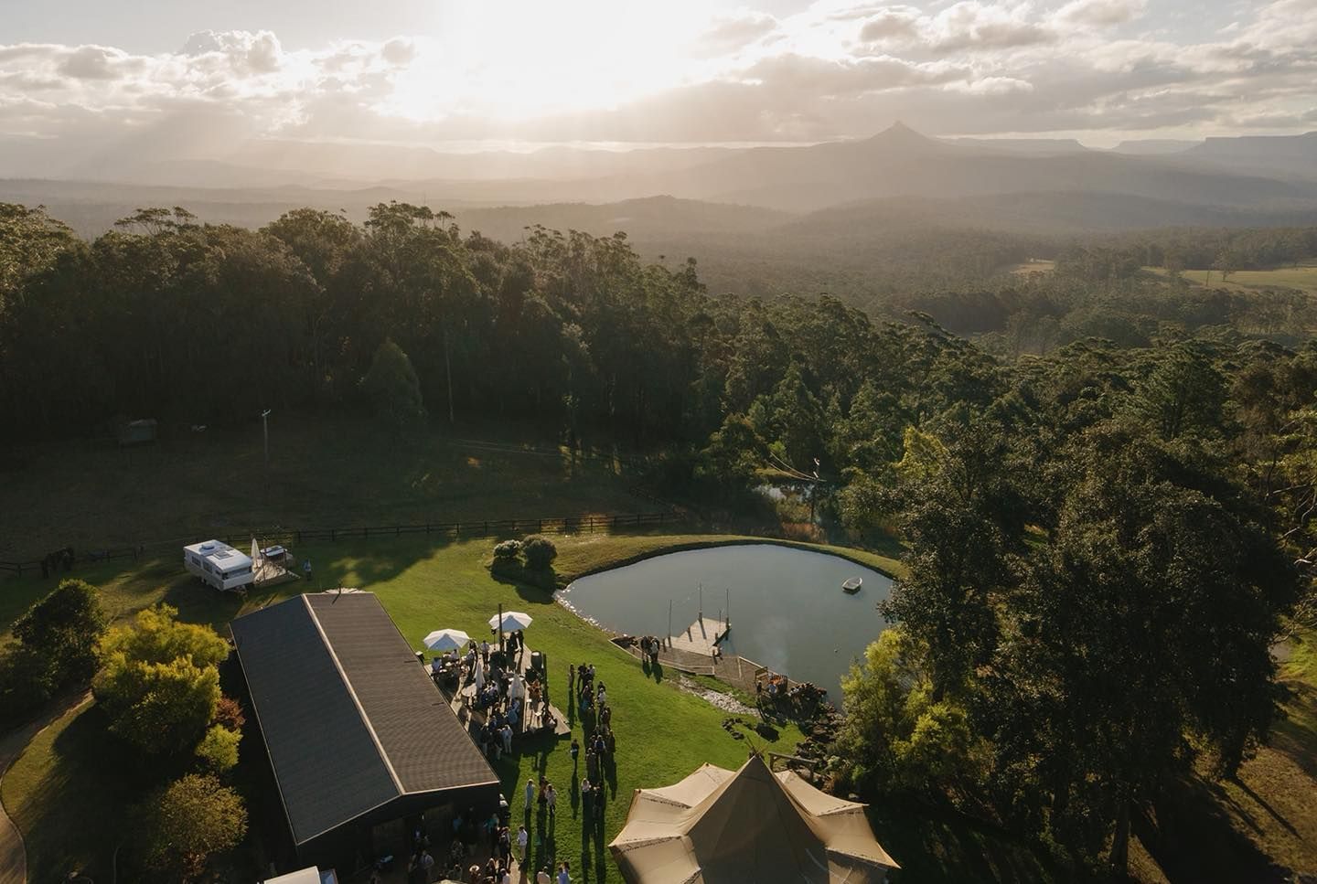 Loved Again South Coast – Curated Pre-Loved Wedding Gown