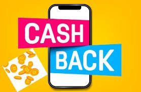 Un cellulare con un cartello che dice "cash back" accanto a una pila di monete.