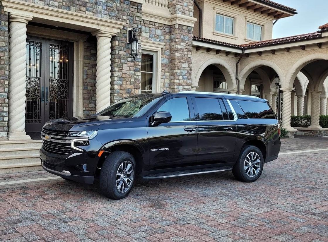 Jacksonville airport transportation service open now