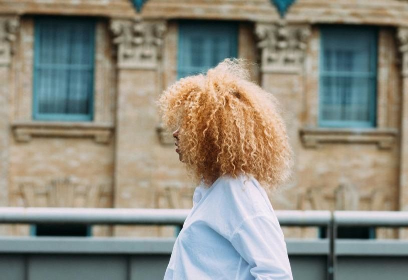 Sindrome dei capelli lanosi: che cos’è e come affrontarla