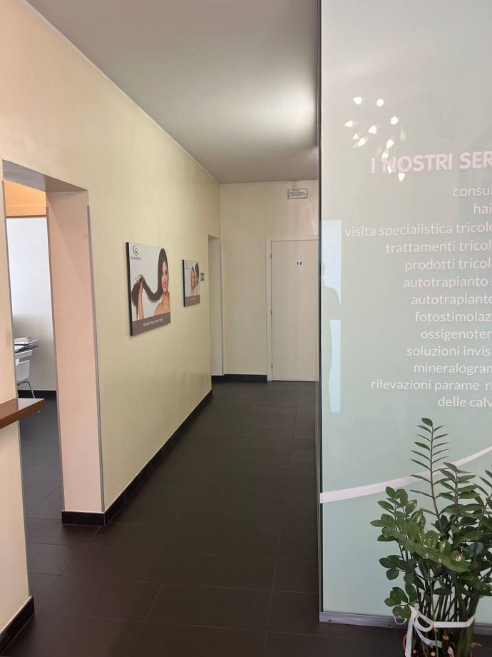 Ingresso del centro HairAid Treviso per la cura e reintegrazione dei capelli