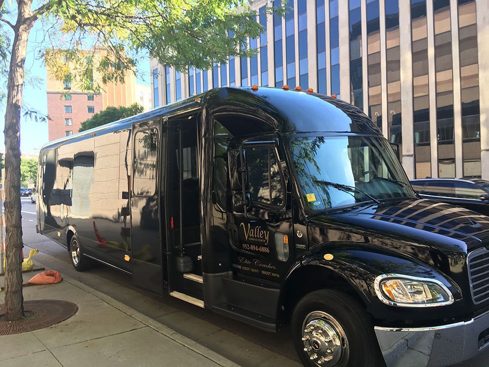 Luxury Limousine Coach
