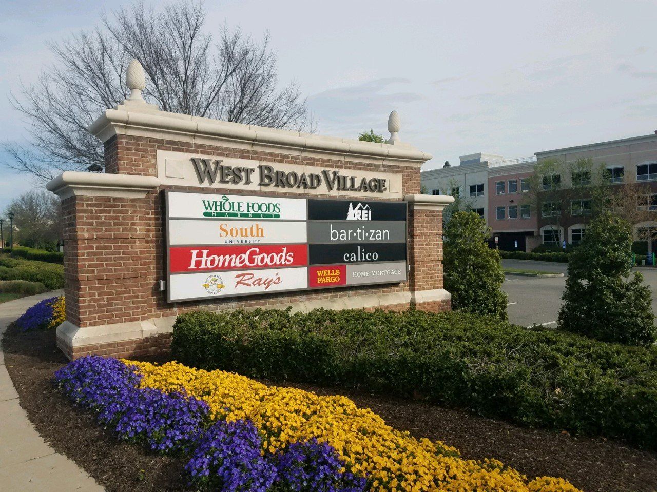 West Broad Village Signage — Richmond VA — Beckstoffer-Welsh Inc