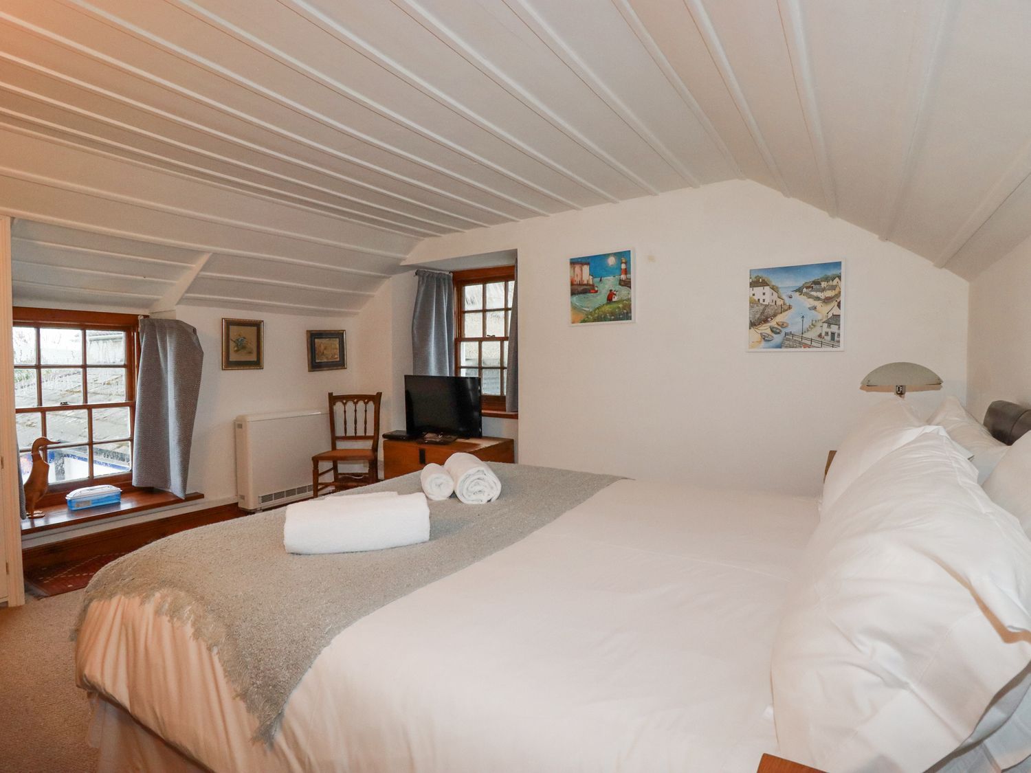 Rose Cottage Falmouth Cornwall Bedroom 