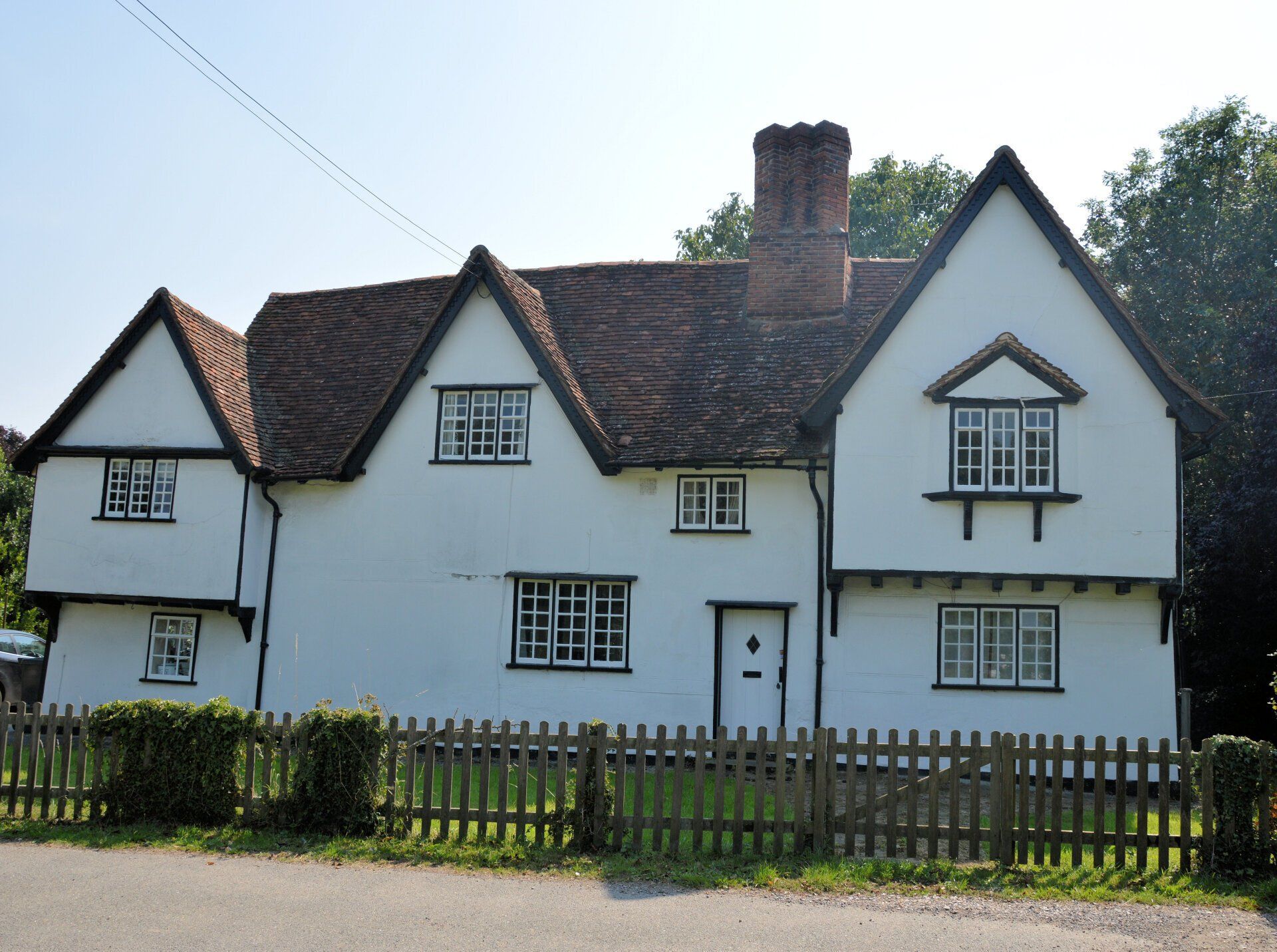 Tudor Cottage in Rayne
