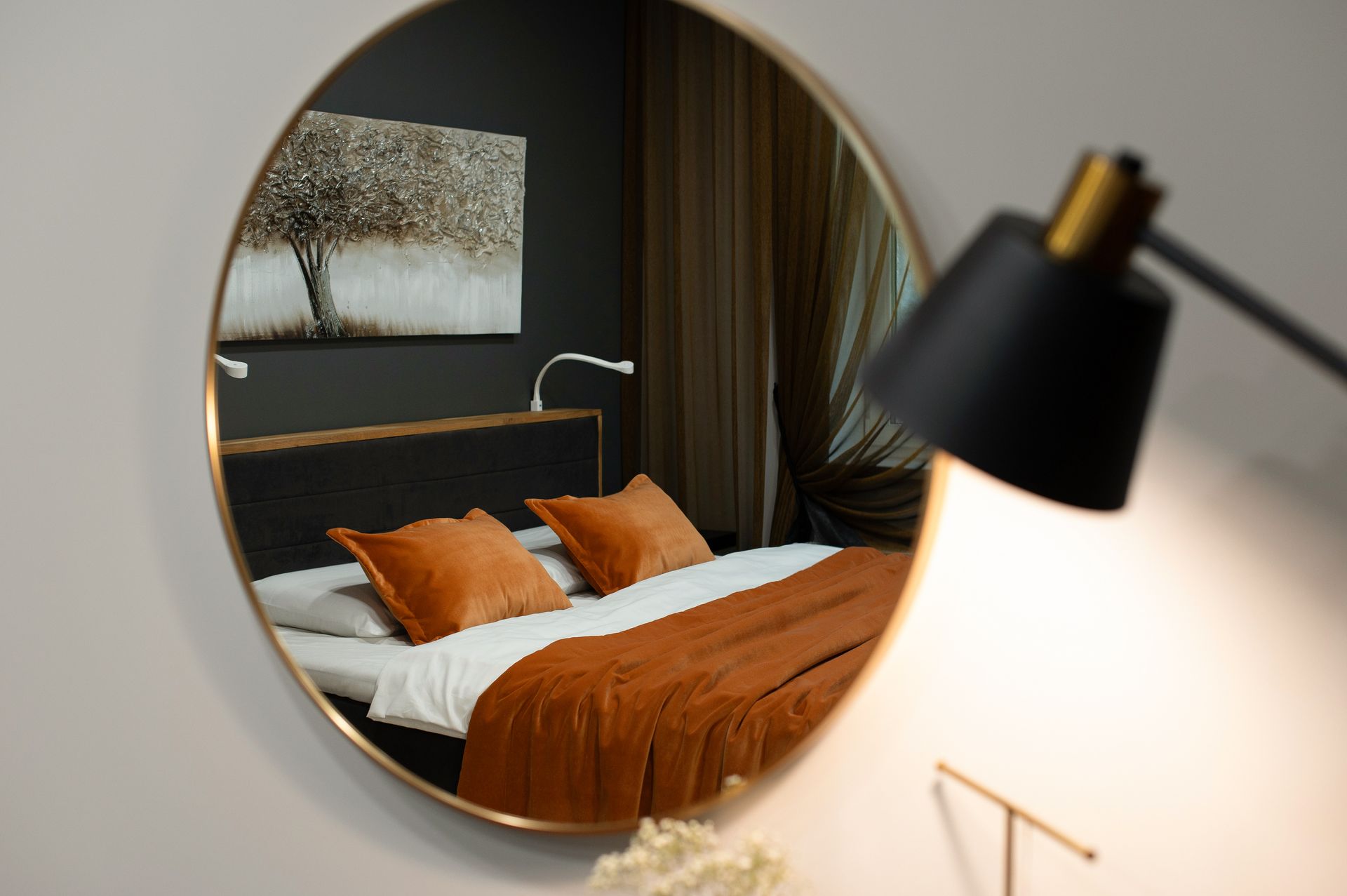 Mājas interjera dizains. Guļamistaba