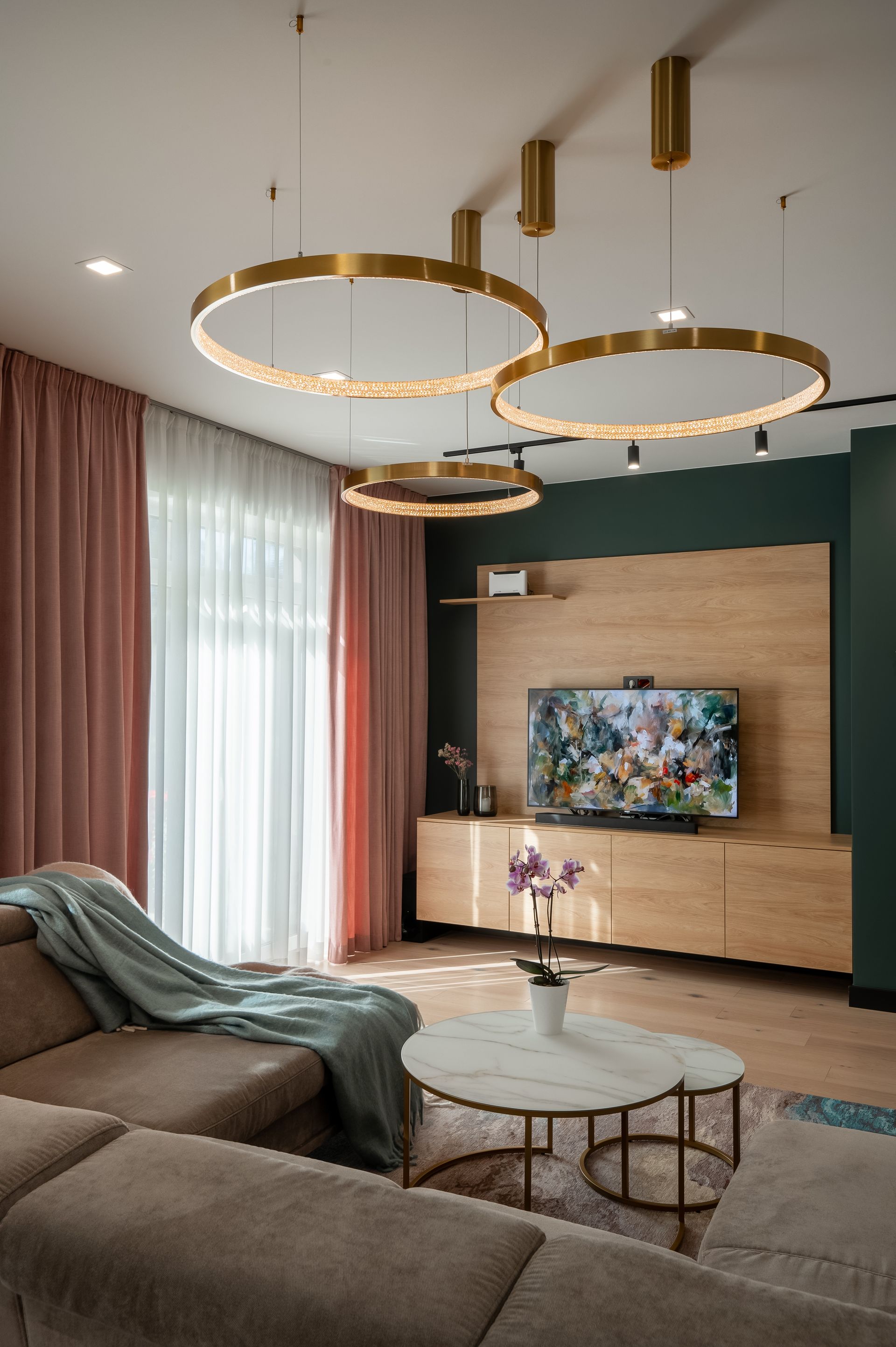 Mājas interjera dizains. Lampas