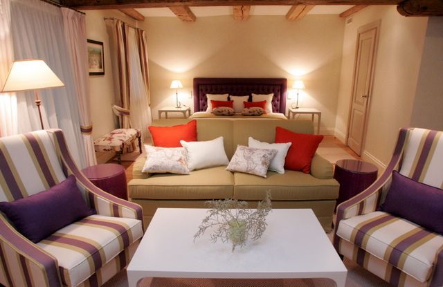 Viesnīcas apartamentu interjera dizains.