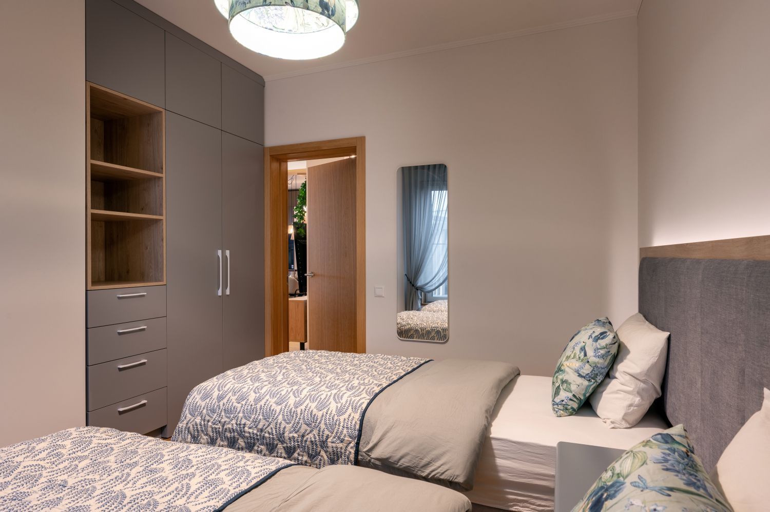 Dzīvokļa interjera dizains. Guļamistabas interjers, Skapis.