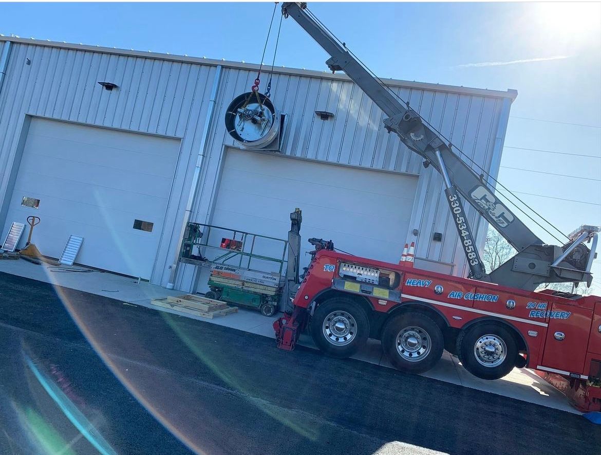 towing truck with heavy cylinder