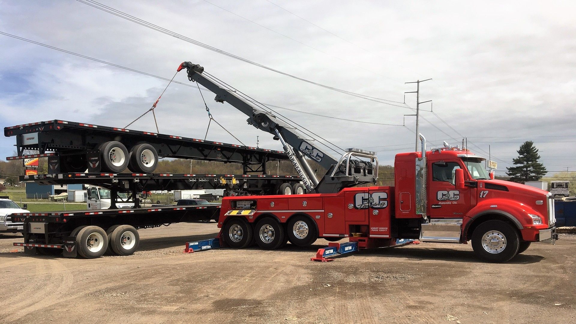 heavy duty towing of semi truck