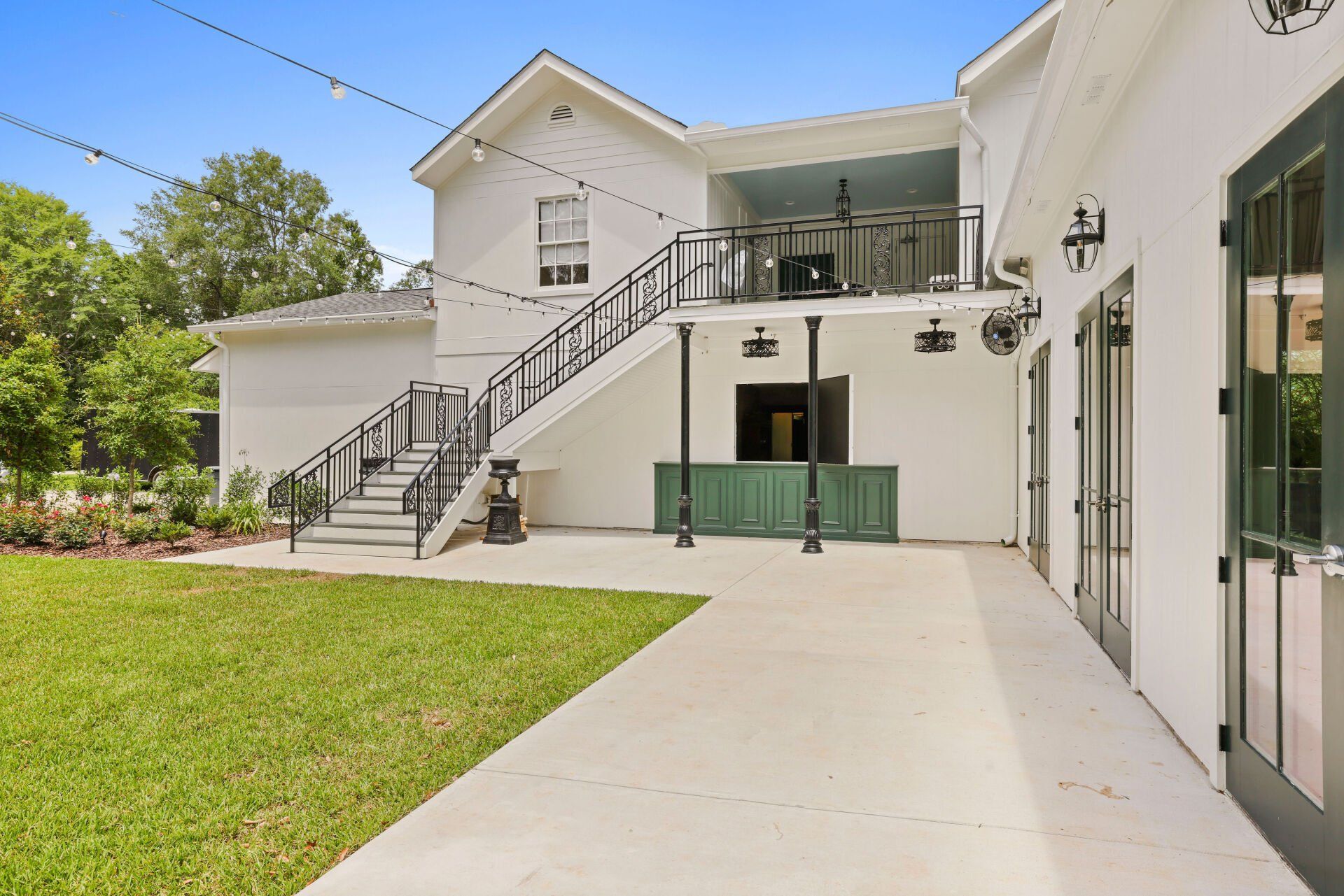 Corporate event venue perfect for team building, meetings and luncheons