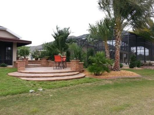 House Deck Landscape - Tomas Landscape in Florida