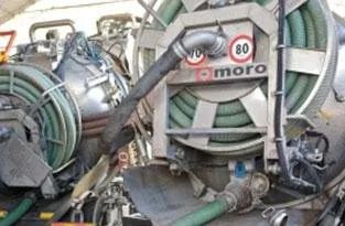 strumento per spurgo di pozzi neri