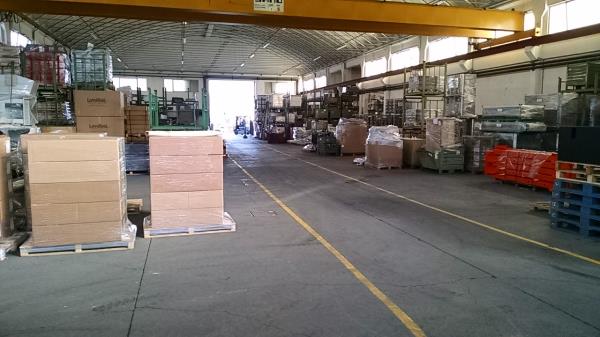 laboratorio e deposito della ditta