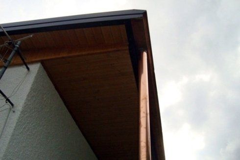 sottotetto con grondaia