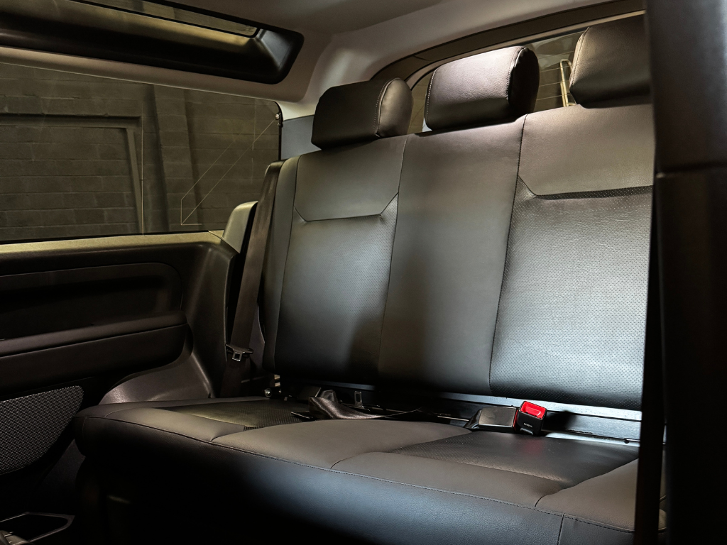 Hamilton Jarvis Land Rover Seat Conversion