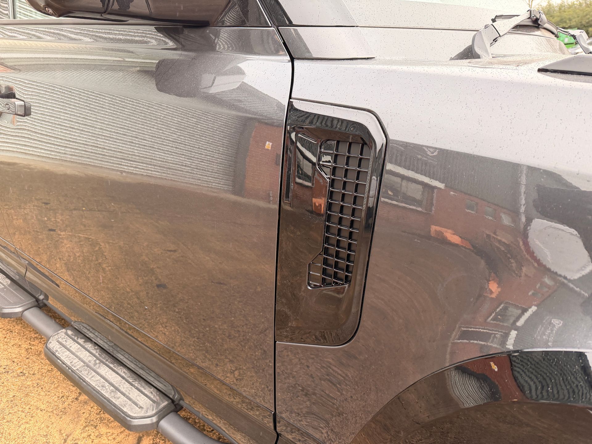 Urban Style Defender Side Vents 