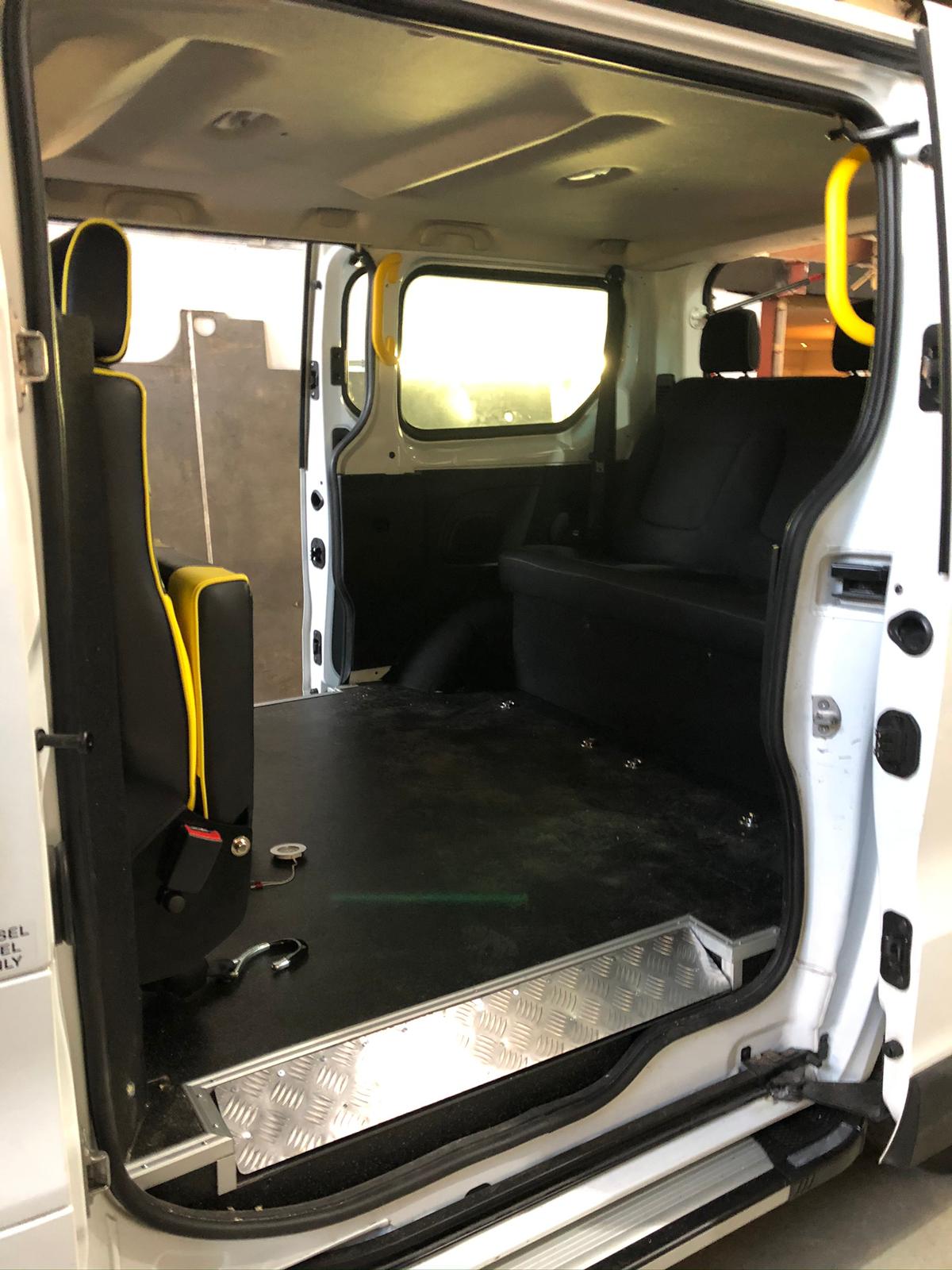 Vivaro Trafic Taxi Conversion