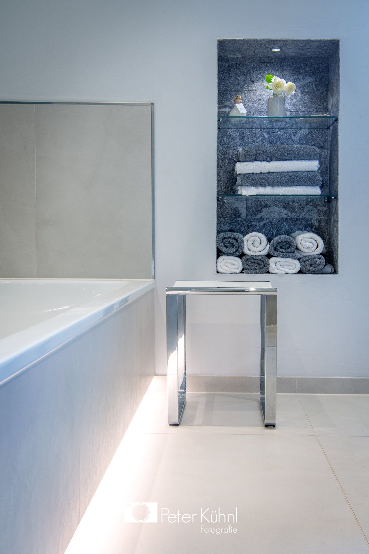 Legerer Heizung - Gas - Sanitär Referenzbad Nr. 1