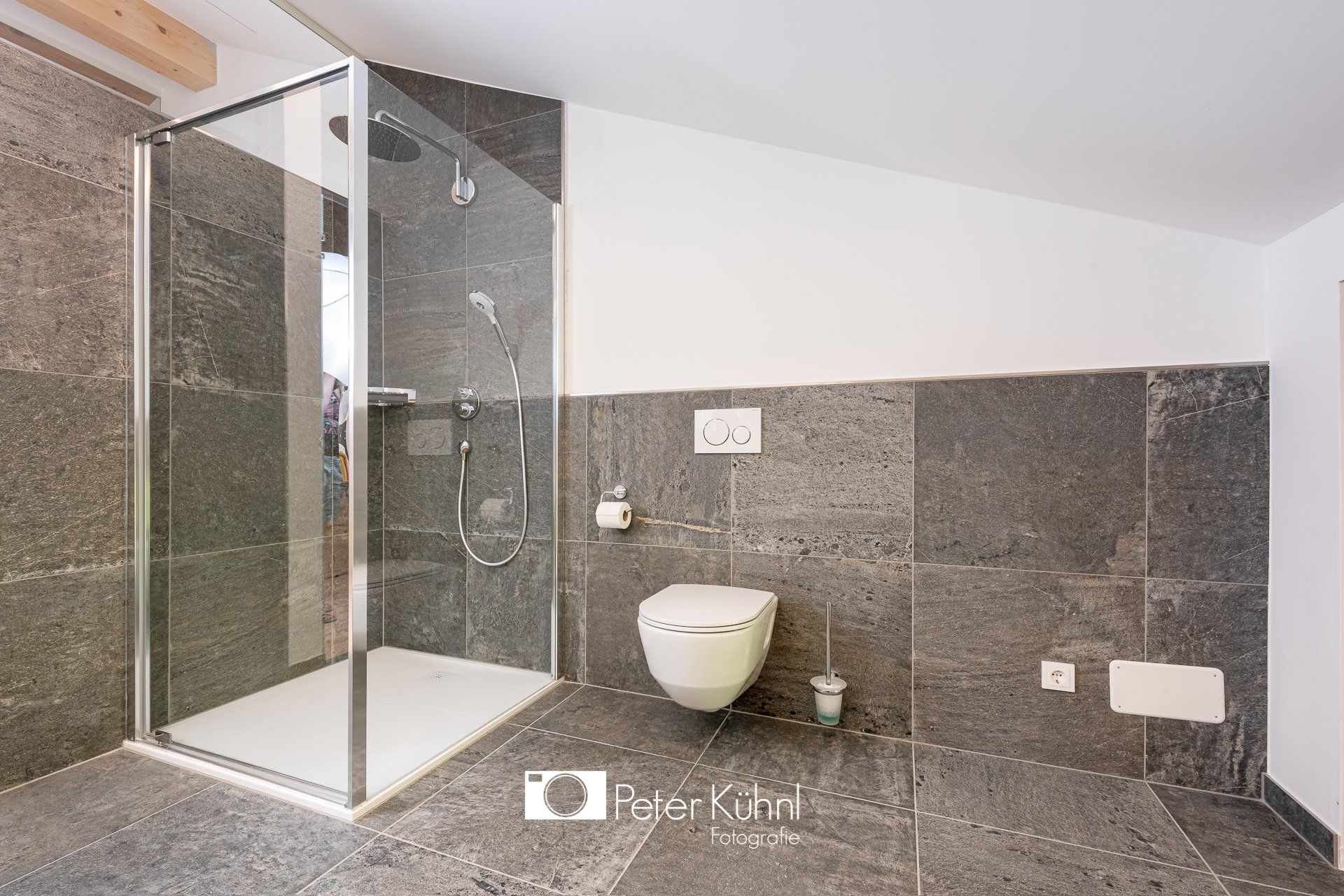 Legerer Heizung - Gas - Sanitär Referenzbad Nr. 2