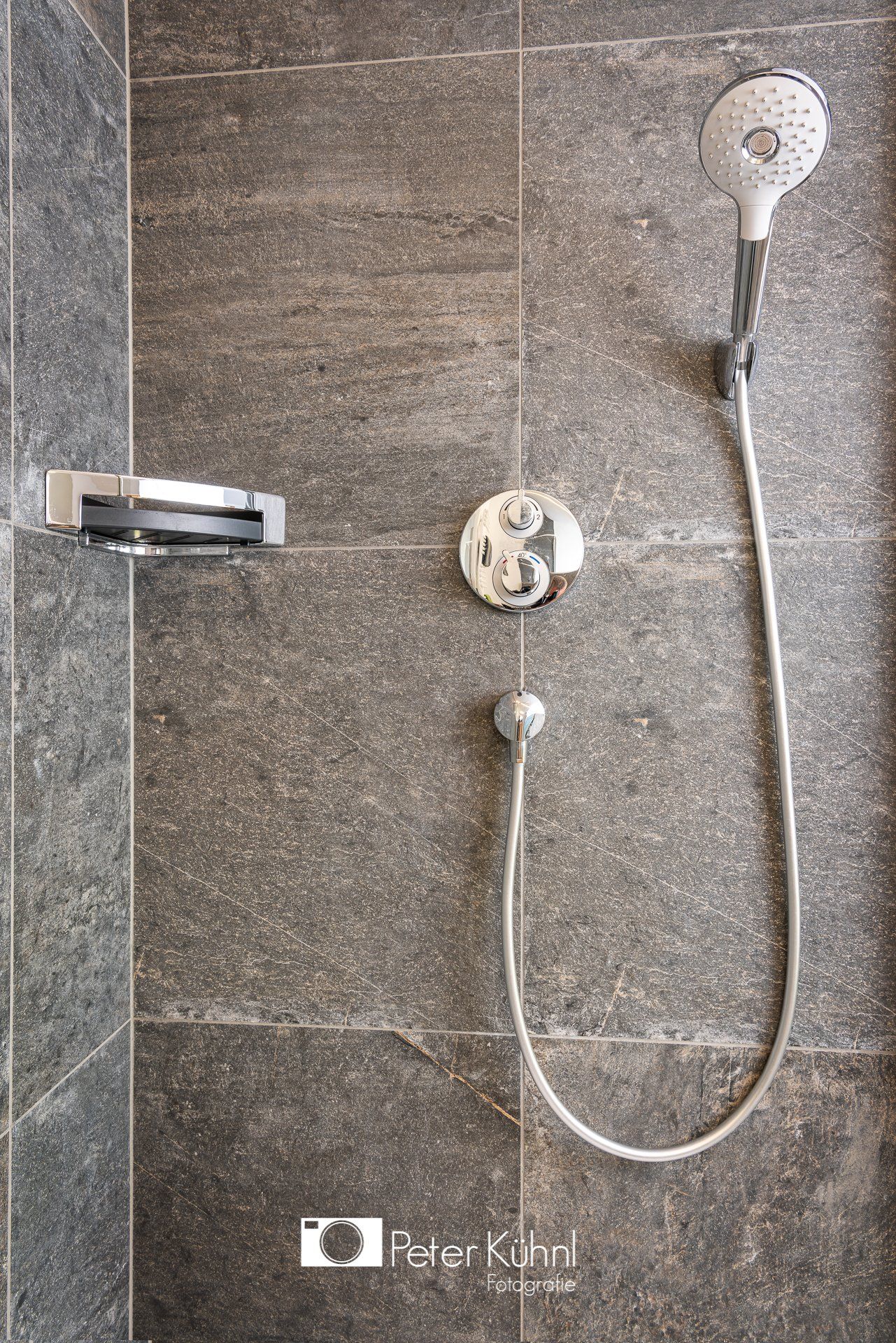 Legerer Heizung - Gas - Sanitär Referenzbad Nr. 2