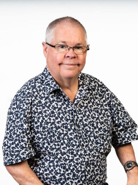 Dr Andrew Spall - Consulting Doctor