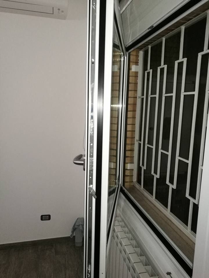 grata di sicurezza finestra