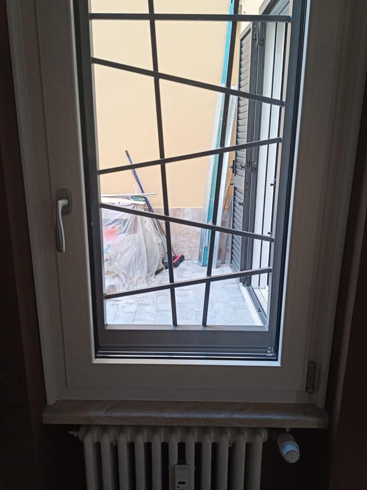grata di sicurezza finestra