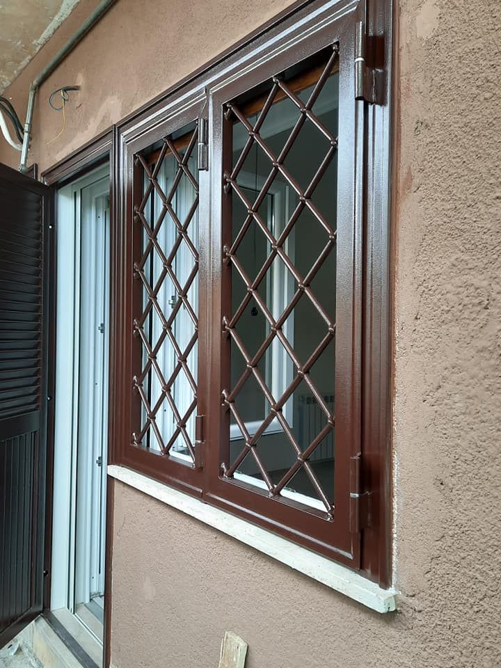 grata di sicurezza finestra