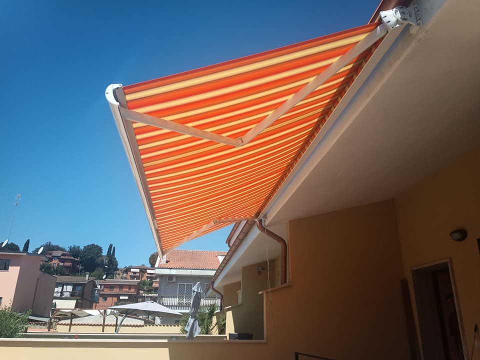 tenda da sole a bracci