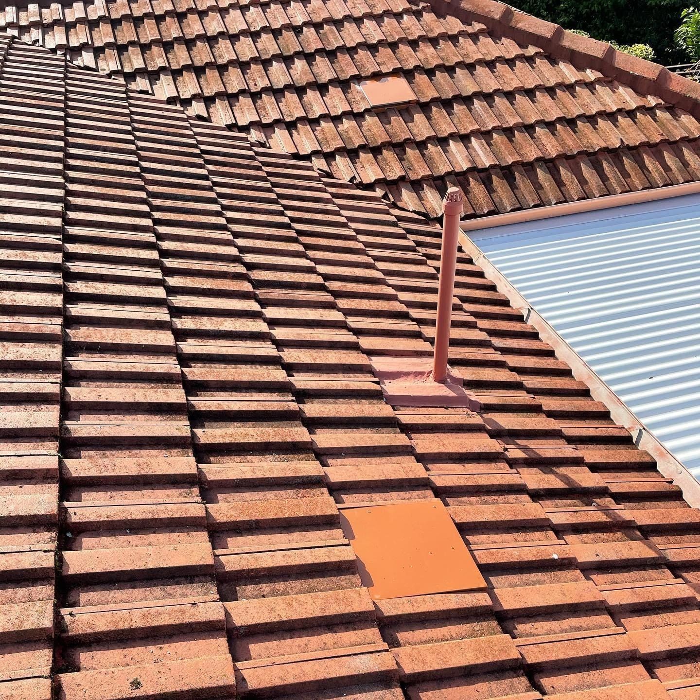 Universal tile vents