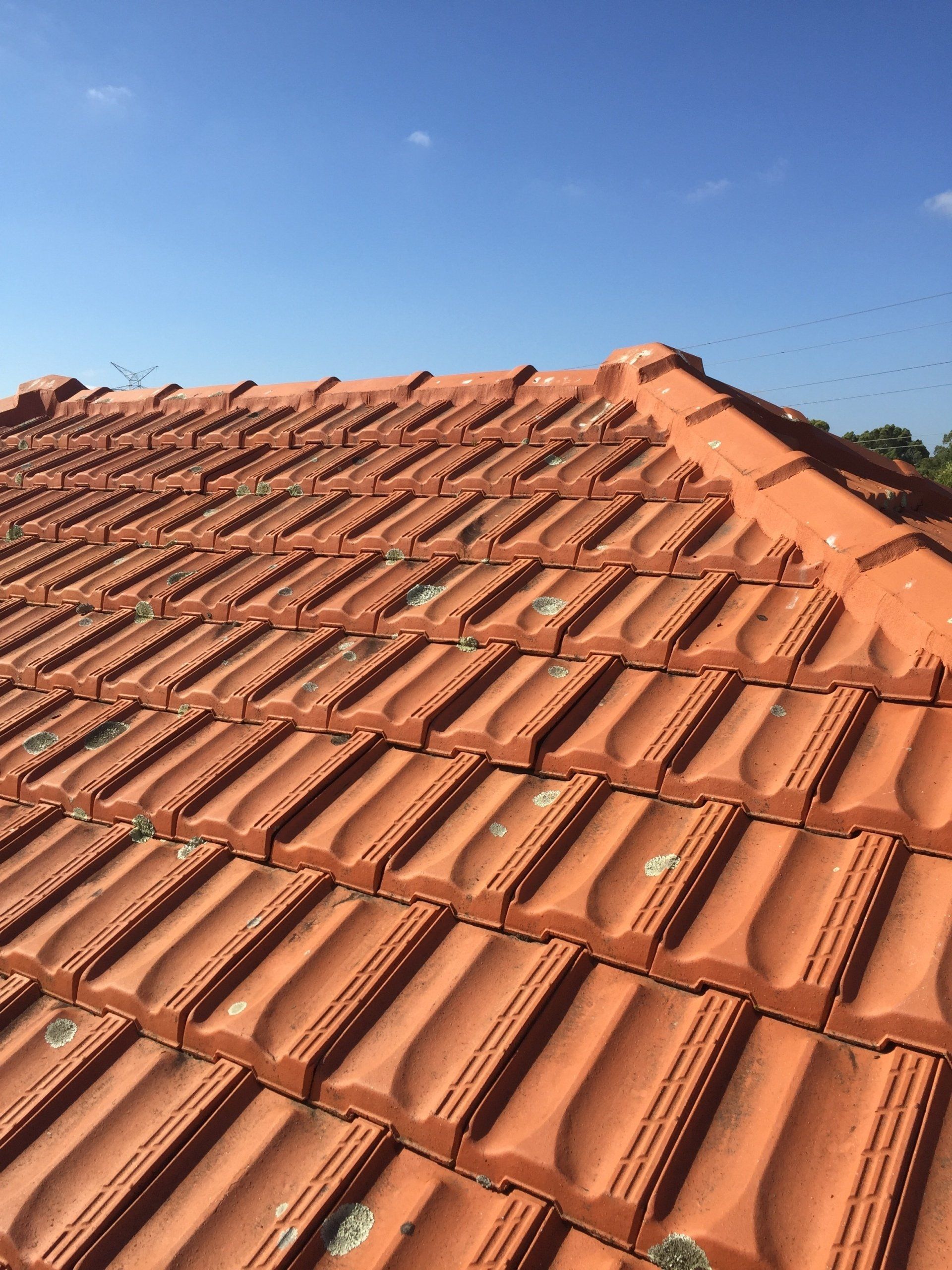 Roof tiling repairs
