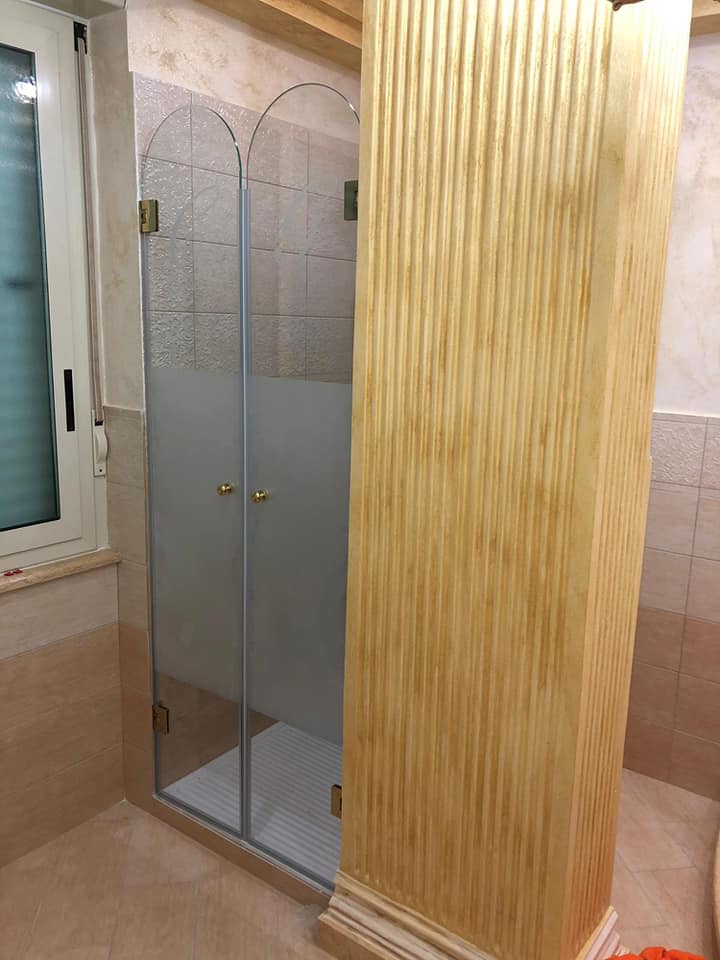 box doccia in vetro a due ante