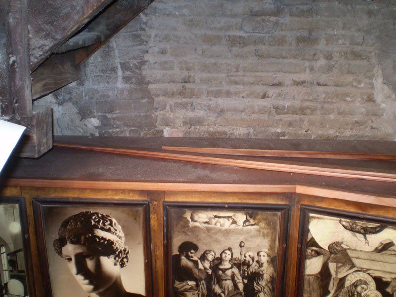 interno di monumento da restaurare