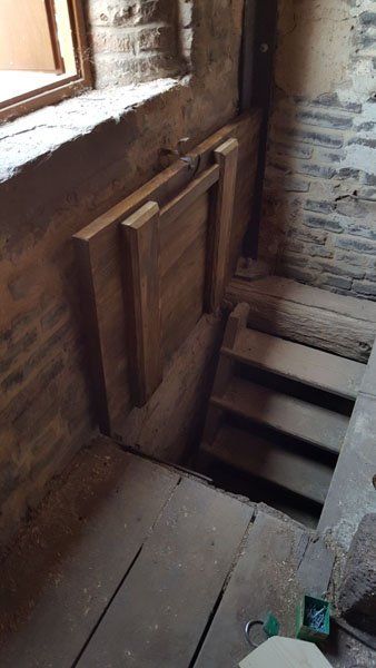 botola in legno massello