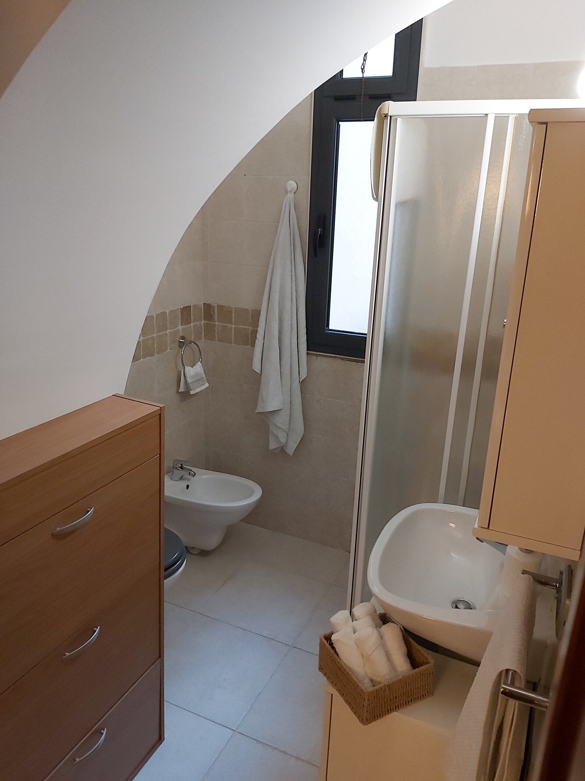 holiday home bathroom