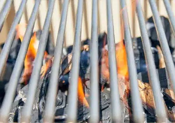 everhot outdoor grill close up