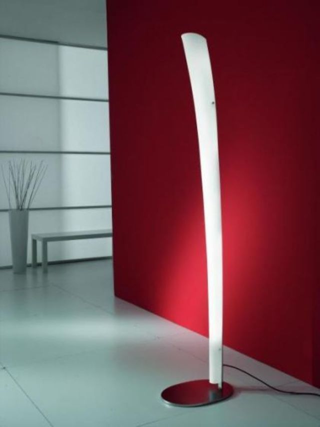 Piantana a stelo orientabile