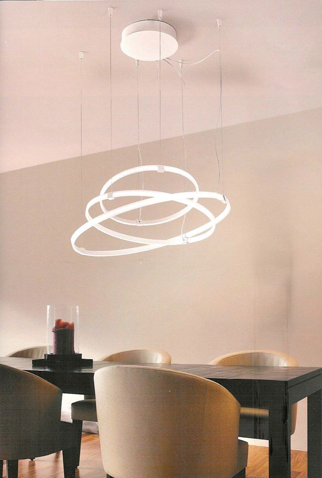 Lampadario moderno a spirale