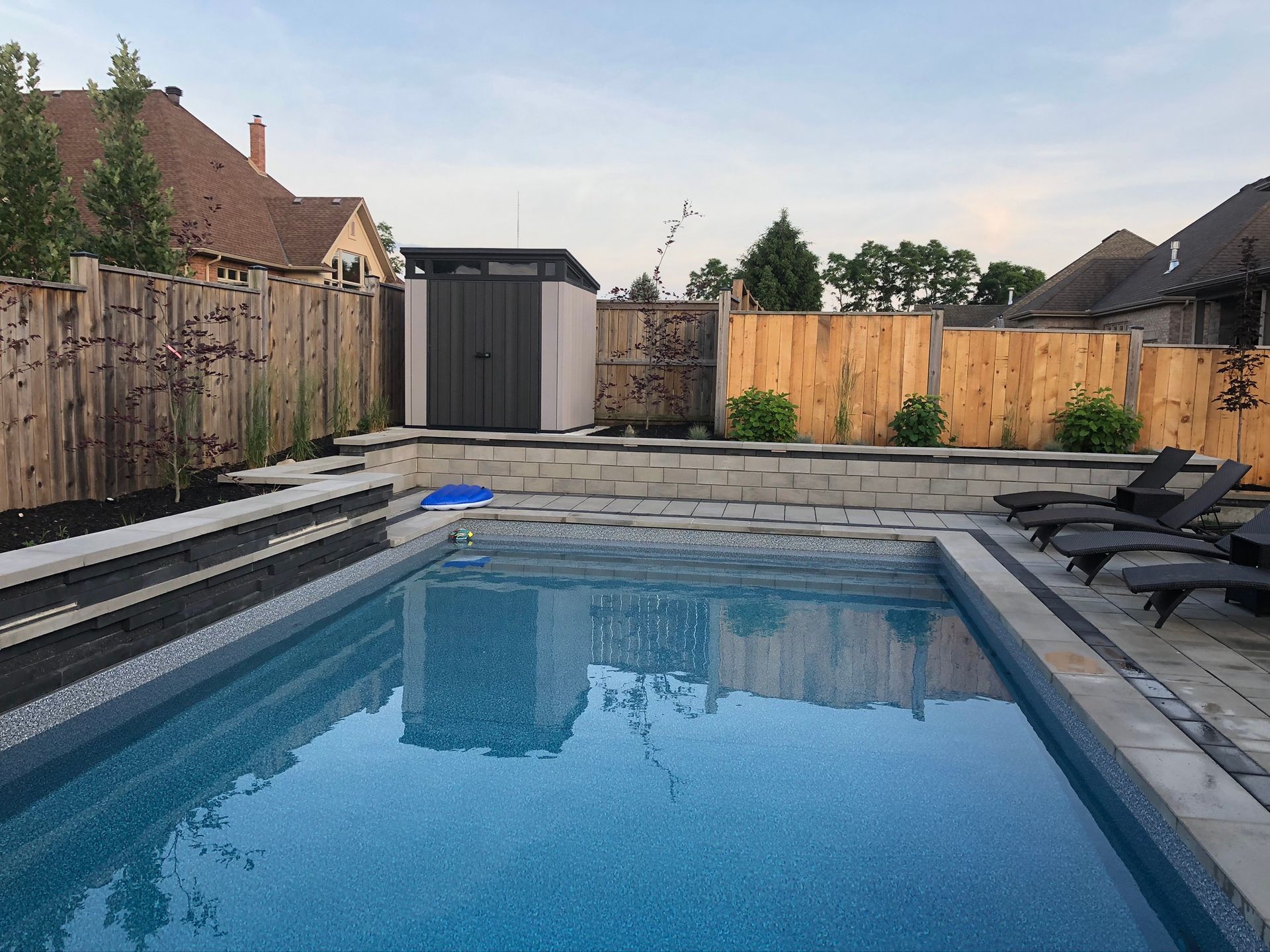 Jim Allen-LOUNGE AND PLAY