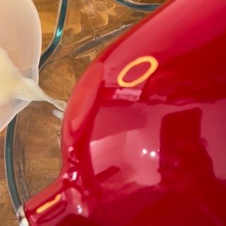 Un oggetto rosso con il numero 0 sopra