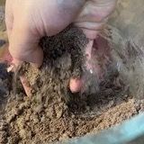 Composto sabbioso per la frolla al cacao.