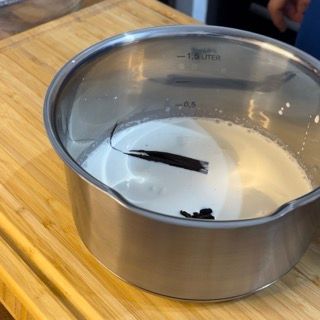 Triple flower ganache