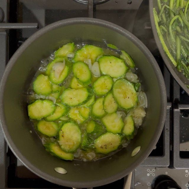 crema di zucchine e piselli