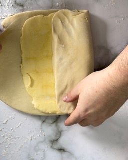 incasso burro per i croissant francesi