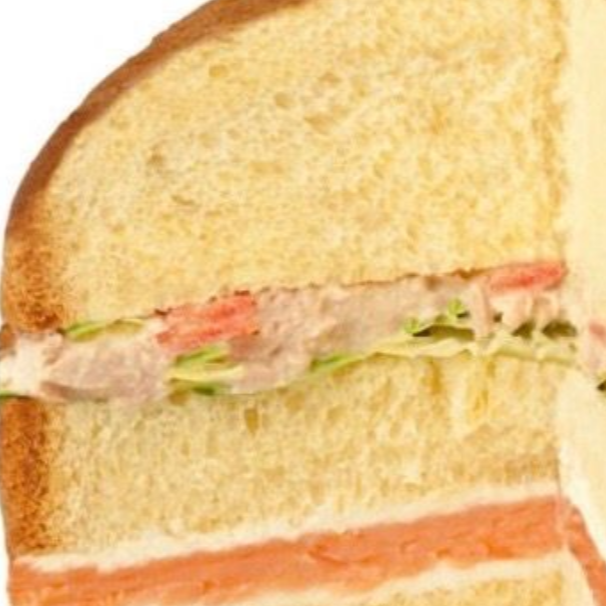 Un panino con una fetta tolta