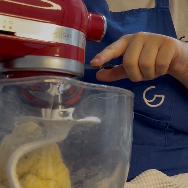 Impasto che amalgama gli aromi per 5 minuti.