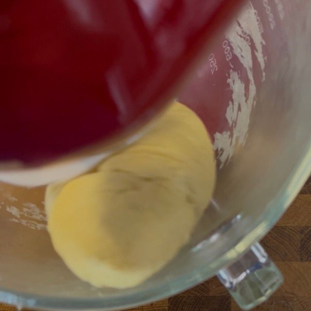 Impasto finale per krapfen, lucido e perfettamente incordato.